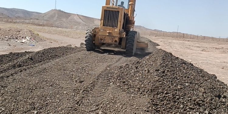 شروع زیر سازی جاده خاکی جدید در مرکز سروش