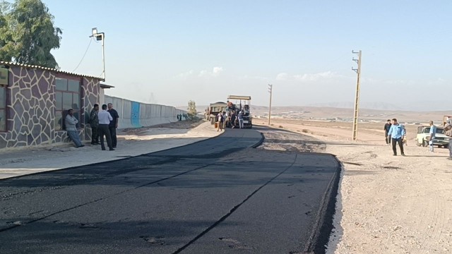 آسفالت جاده خاکی مرکز سروش